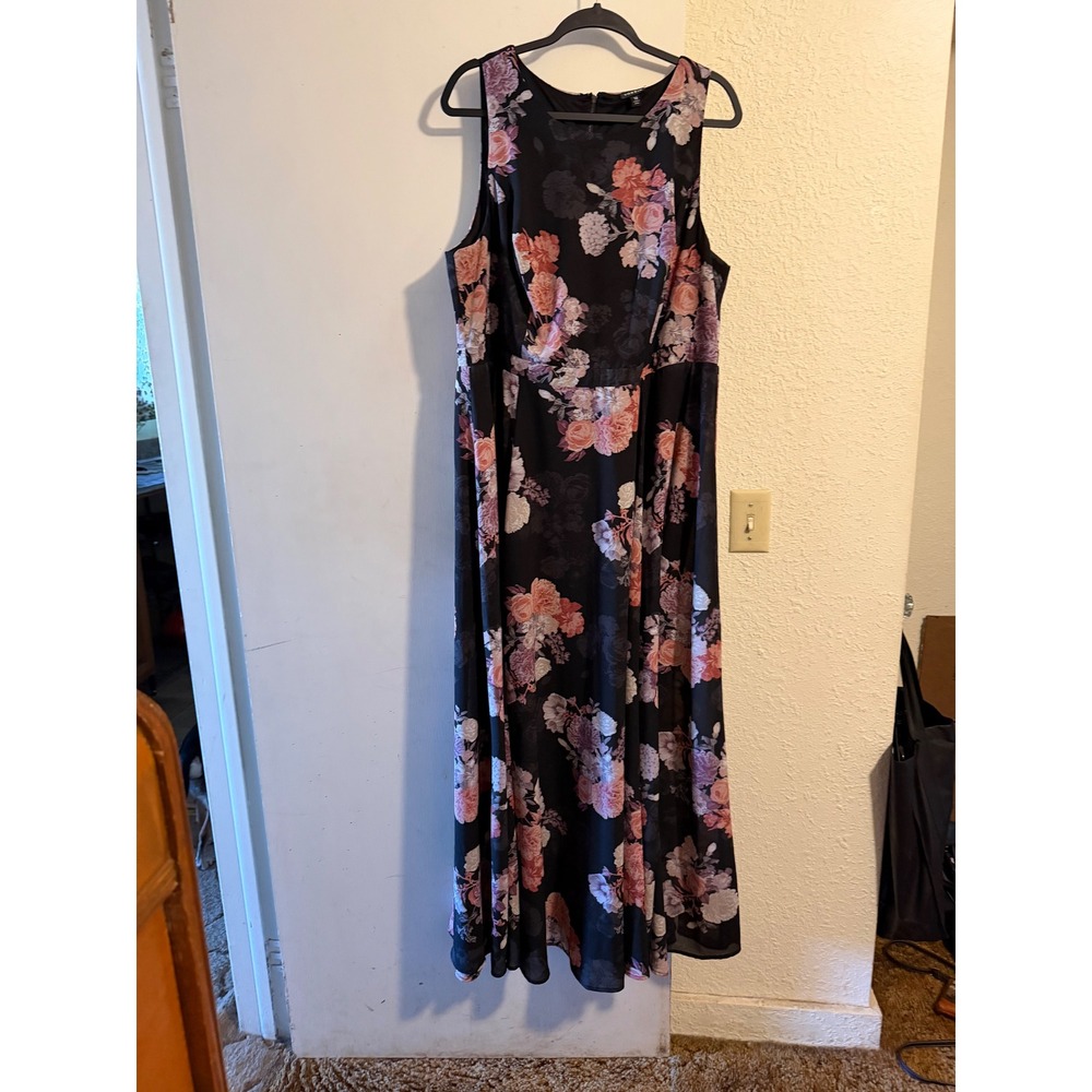 Torrid Floral Maxi Dress Black Pink Purple Sleeveless Women's Size 18 - Picture 7 of 7